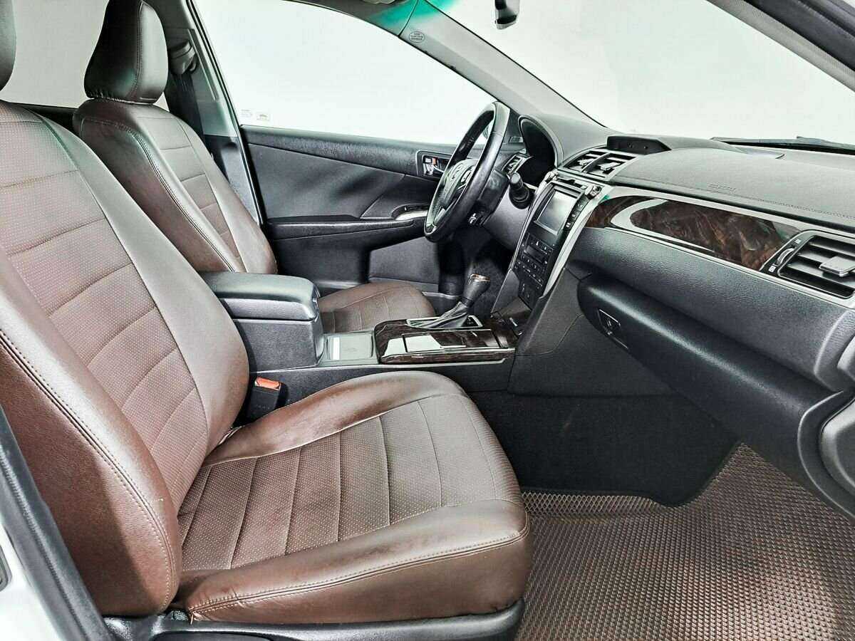 Toyota Camry 2016