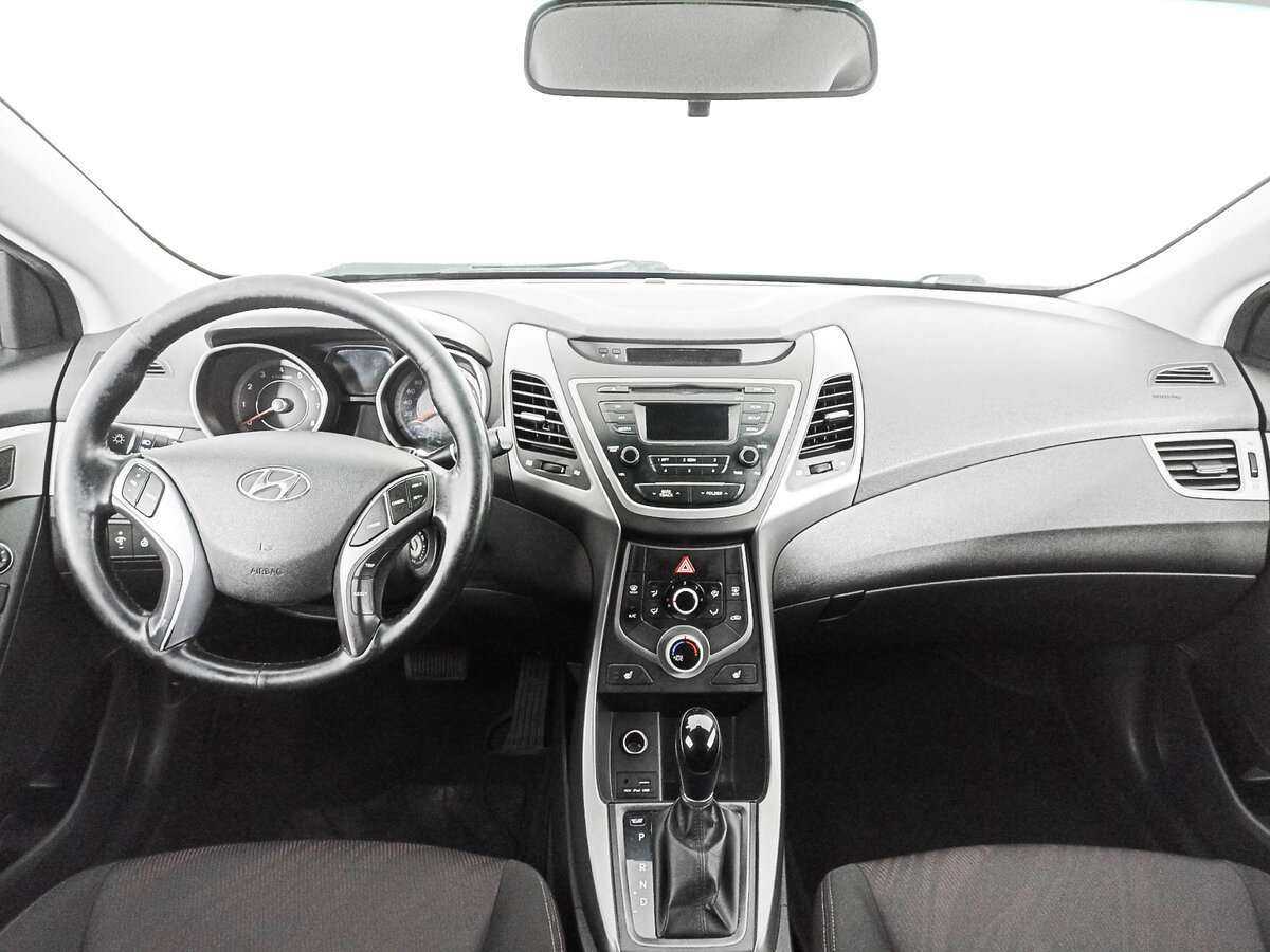 Hyundai Elantra 2015