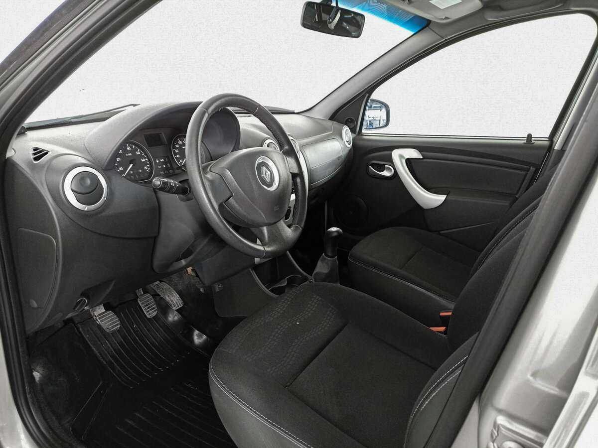Renault Sandero 2012