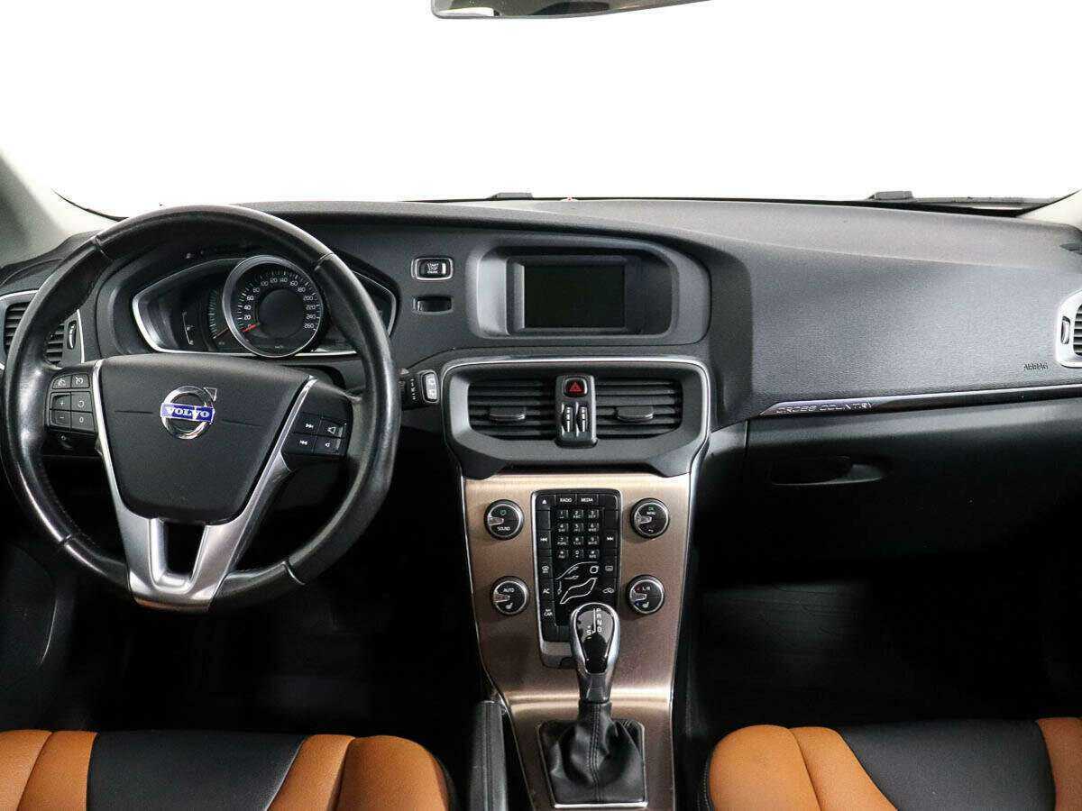 Volvo V40 Cross Country 2015