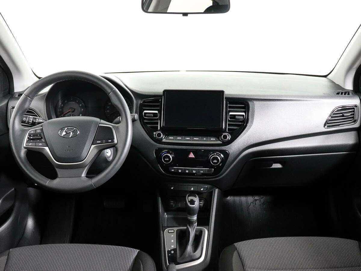 Hyundai Solaris 2021