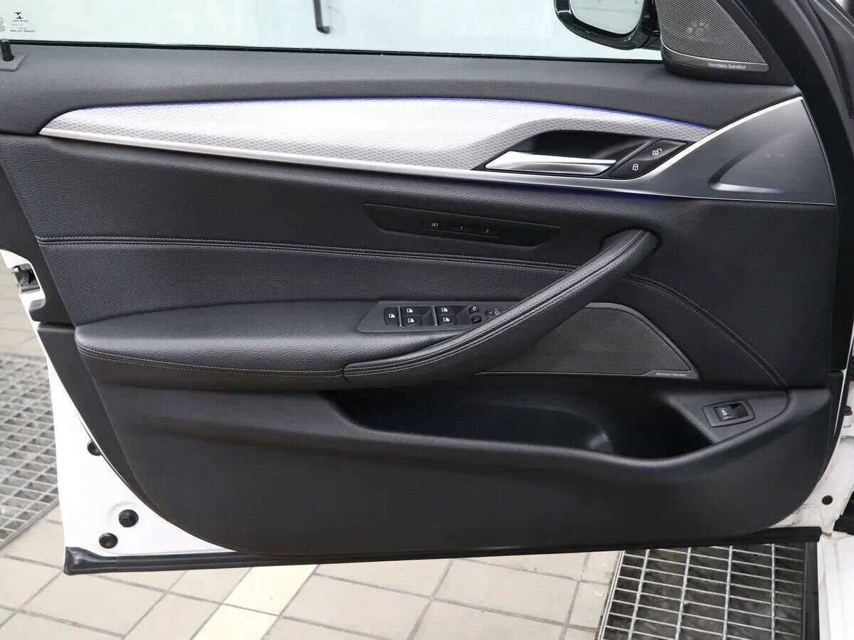 BMW 5 серии 2018