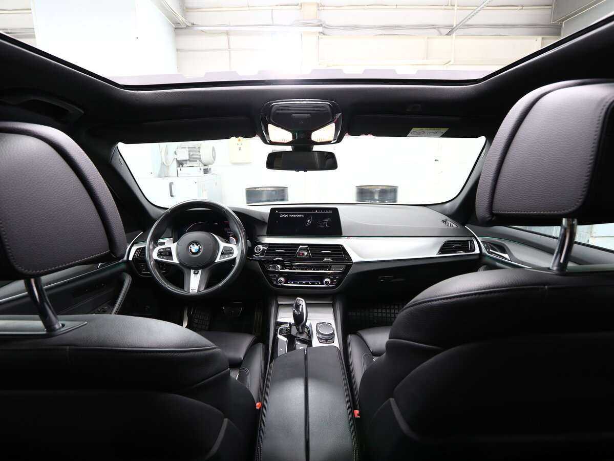 BMW 5 серии 2019