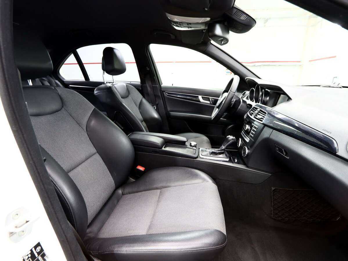 Mercedes-Benz C-Класс 2012