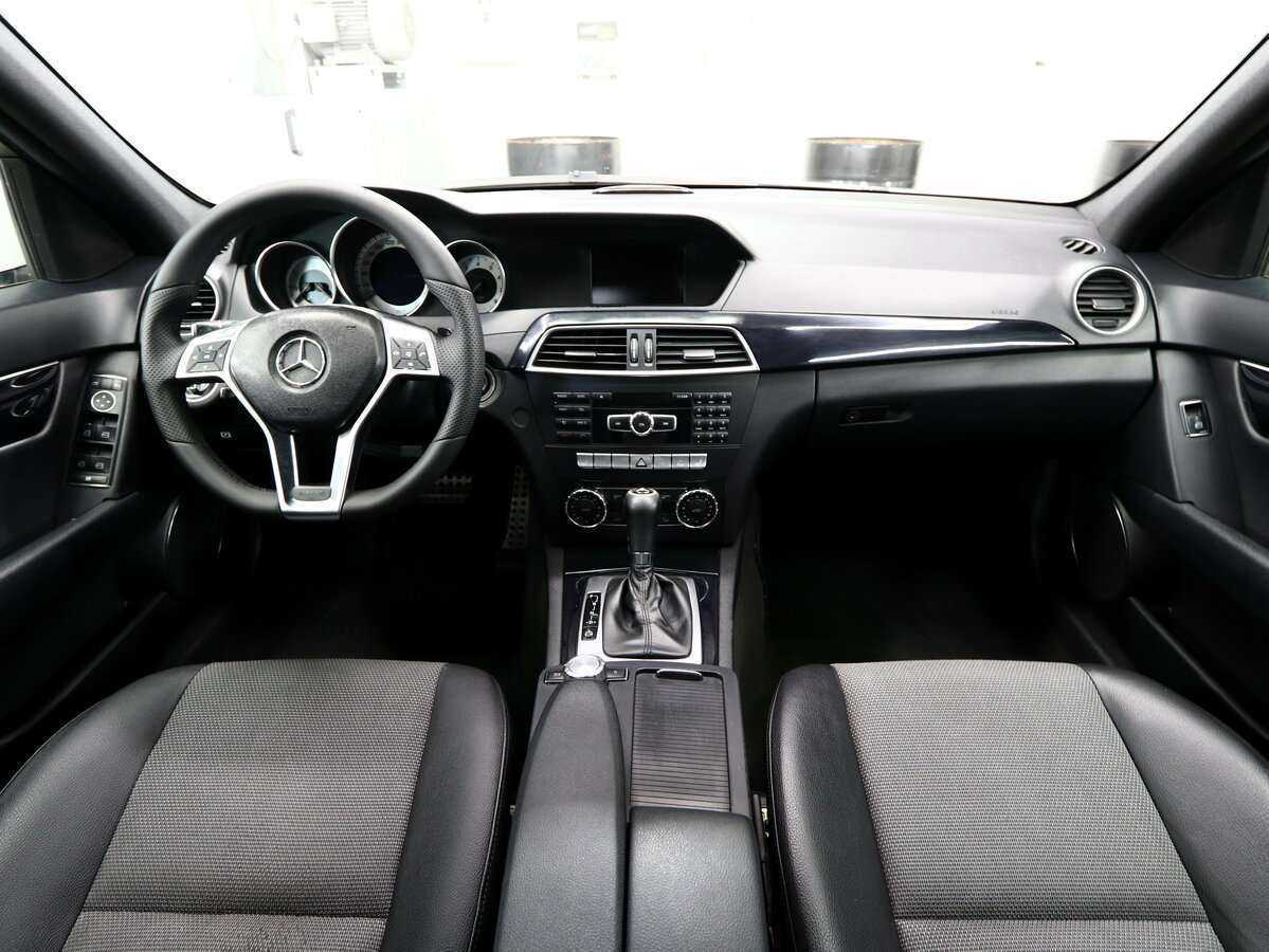 Mercedes-Benz C-Класс 2012