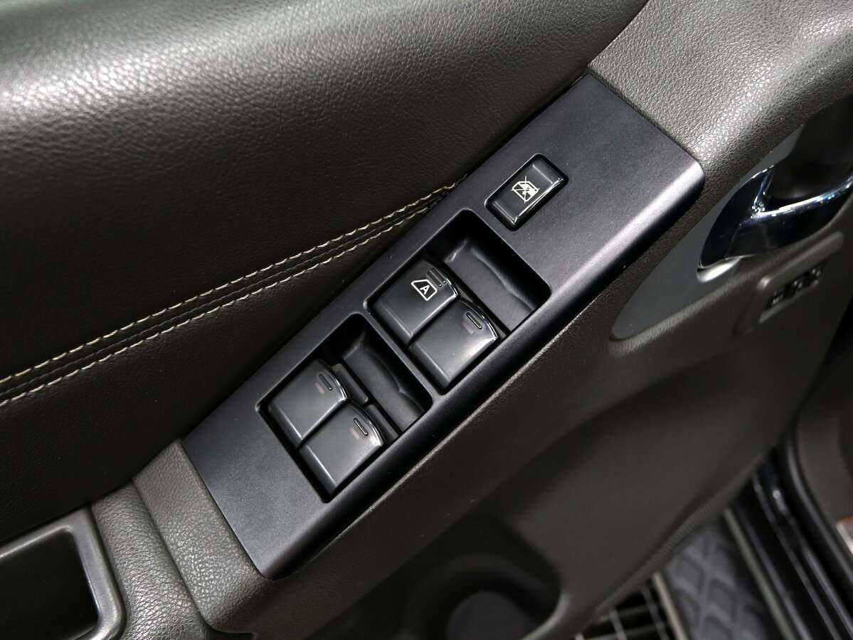 Nissan Pathfinder 2012