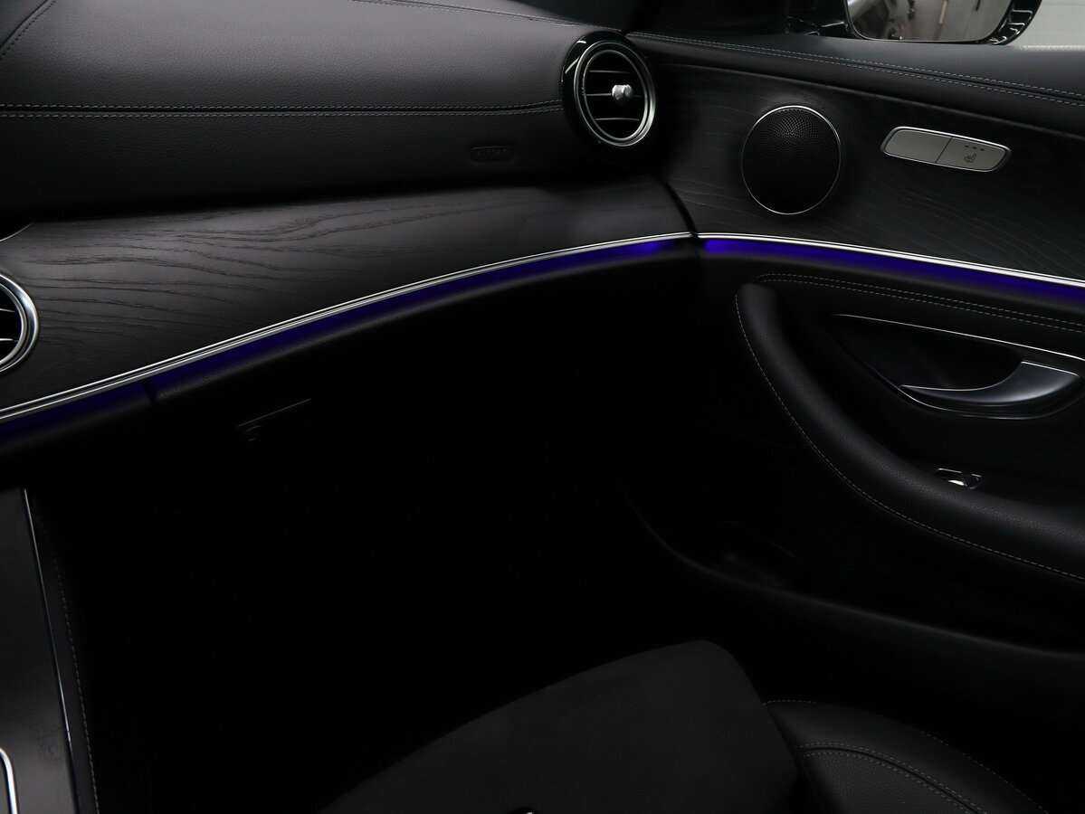 Mercedes-Benz E-Класс 2019