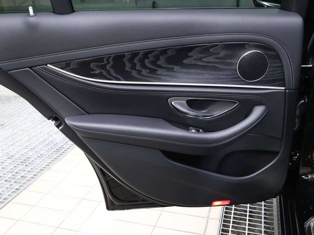 Mercedes-Benz E-Класс 2019