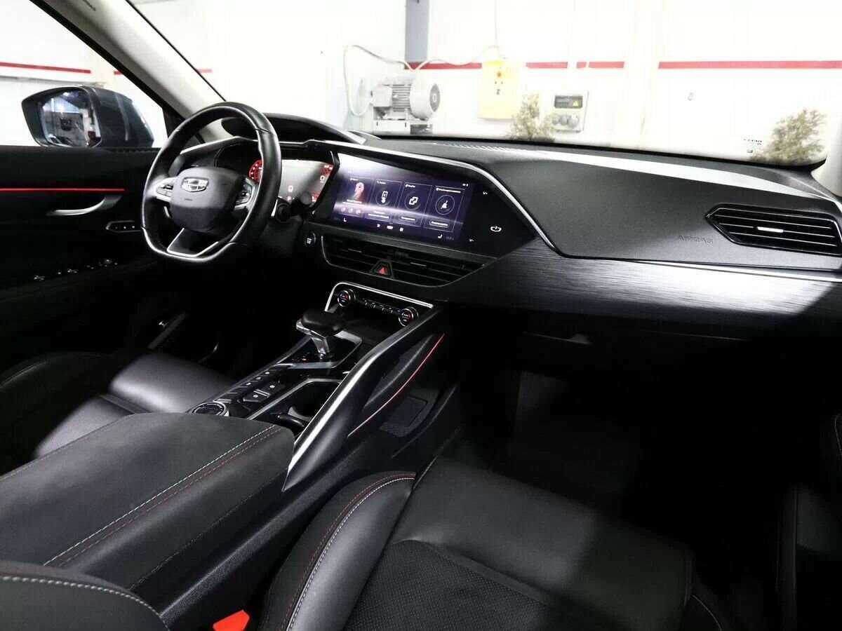 Geely Tugella 2021