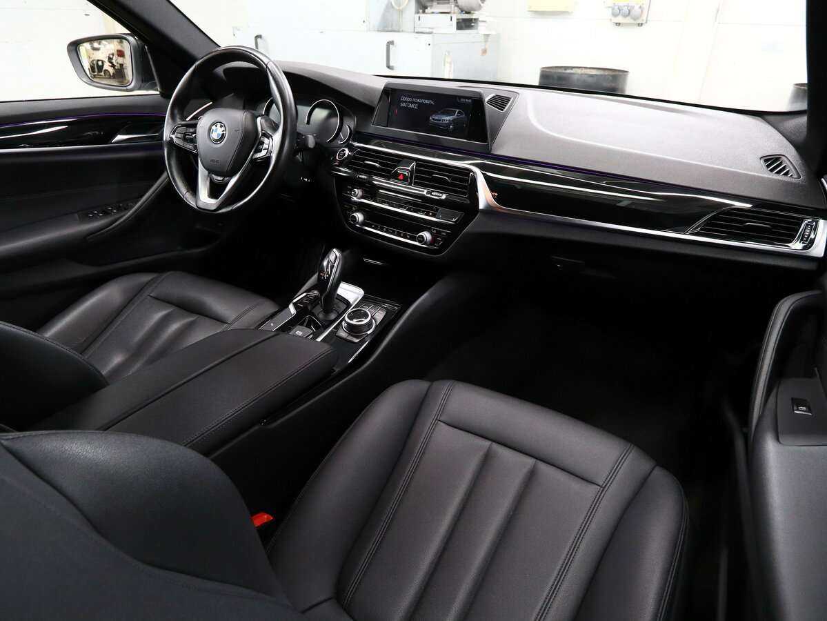 BMW 5 серии 2017