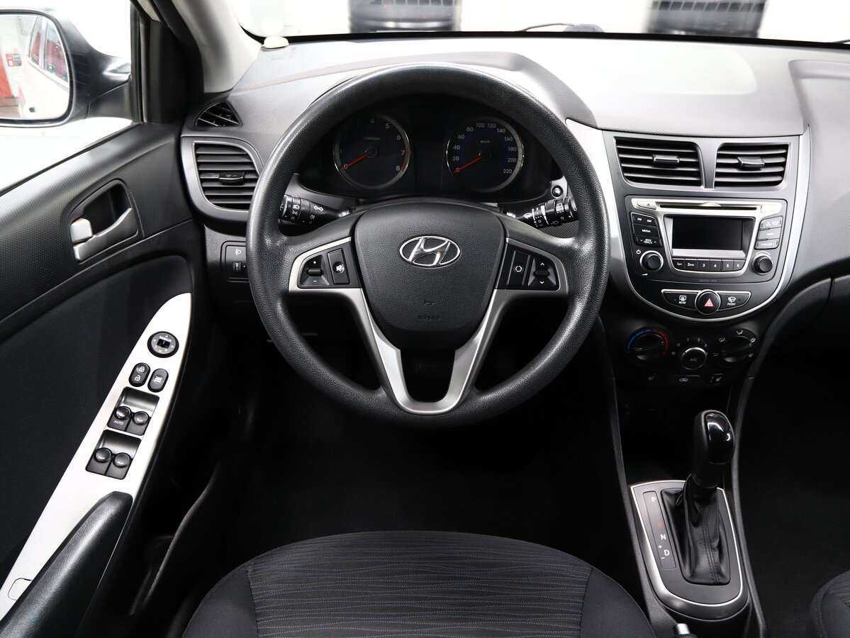 Hyundai Solaris 2015