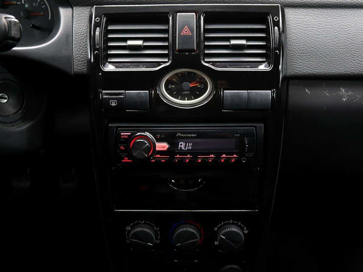 Lada (ВАЗ) Priora 2011