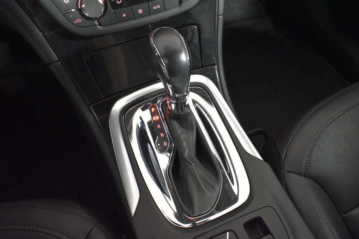 Opel Insignia 2011