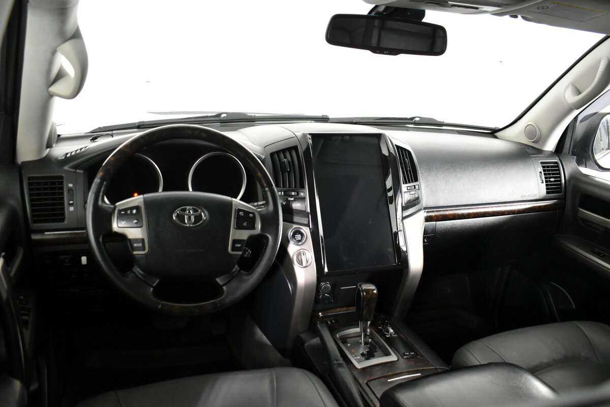 Toyota Land Cruiser 2010
