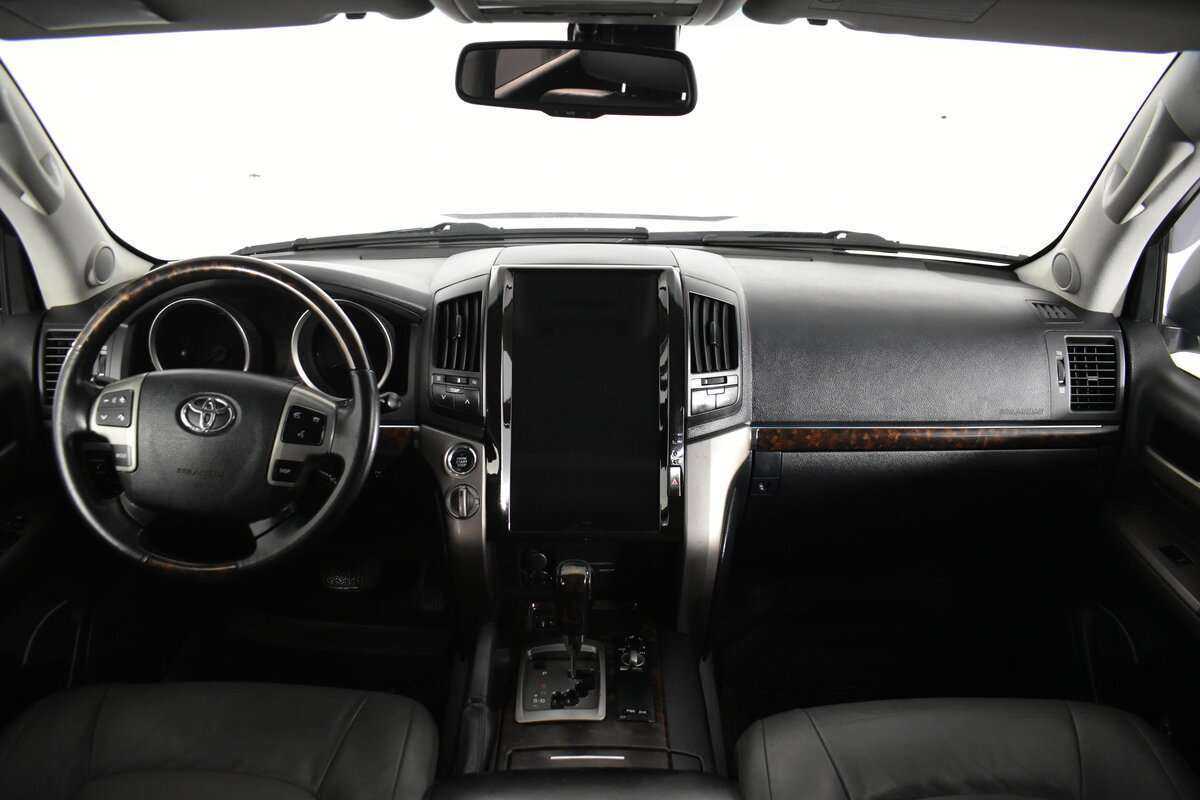 Toyota Land Cruiser 2010