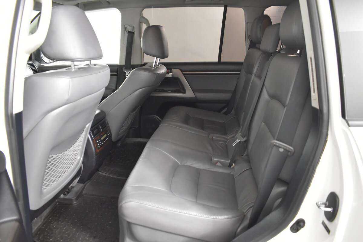 Toyota Land Cruiser 2010
