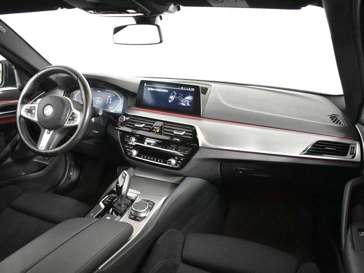 BMW 5 серии 2020