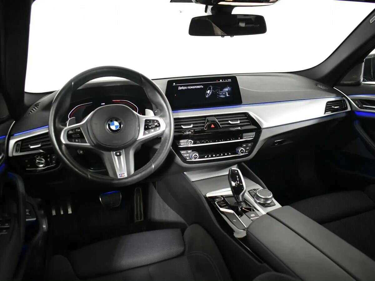 BMW 5 серии 2020