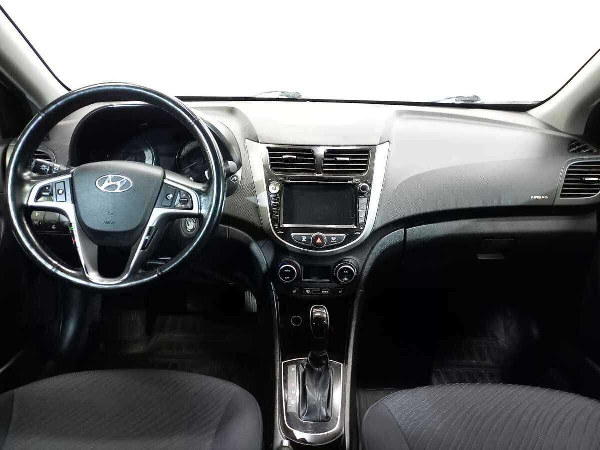 Hyundai Solaris 2016
