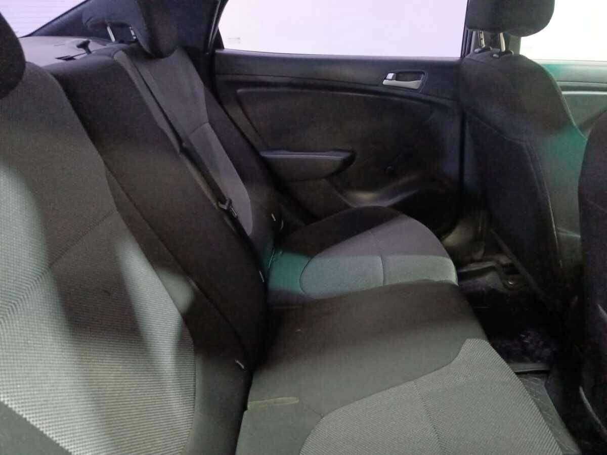 Hyundai Solaris 2012