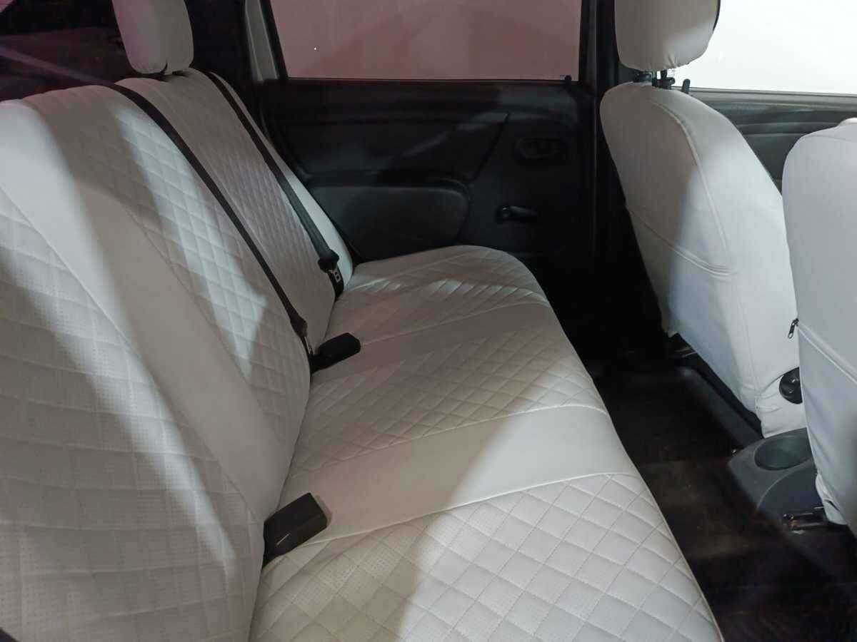Renault Logan 2012