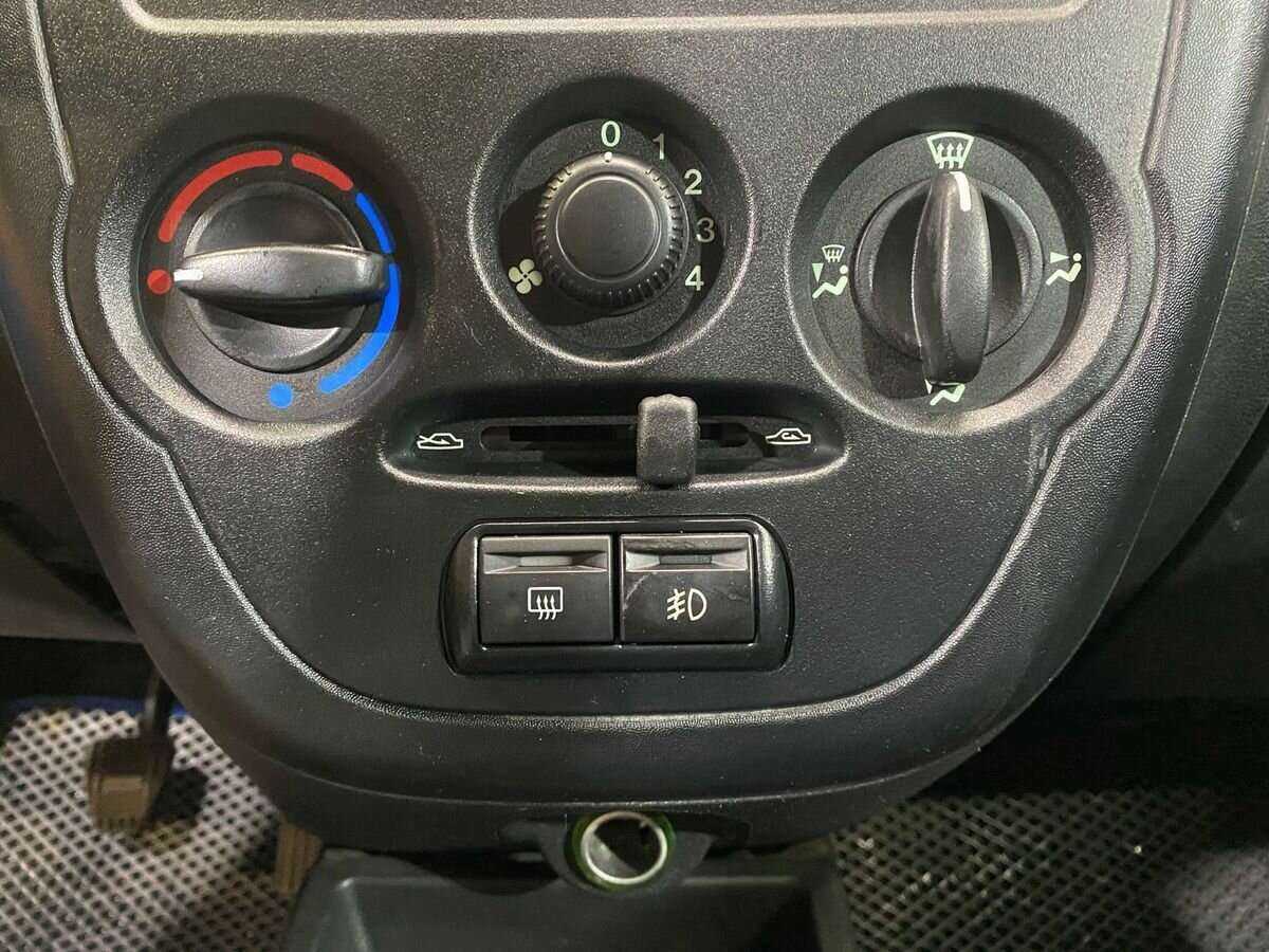 Lada (ВАЗ) Granta 2012
