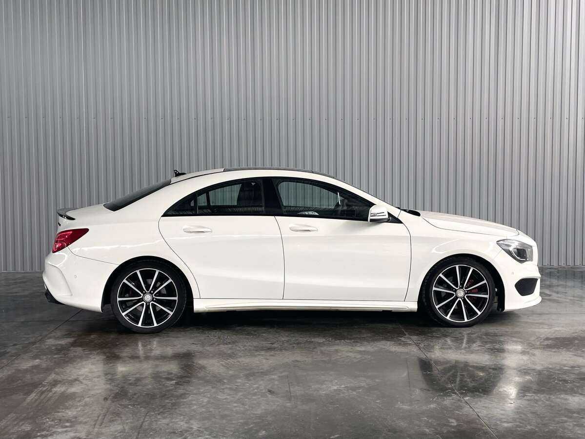 Mercedes-Benz CLA