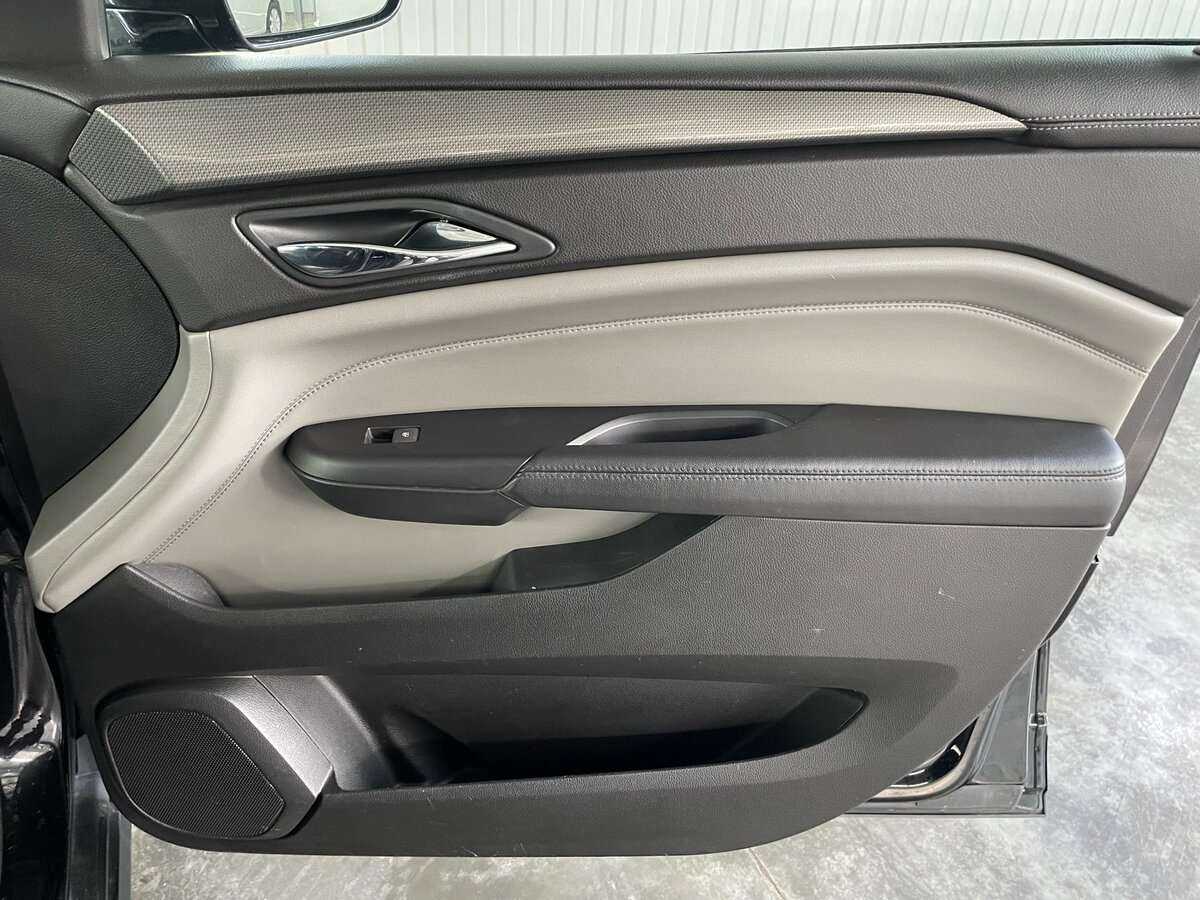 Cadillac SRX 2010