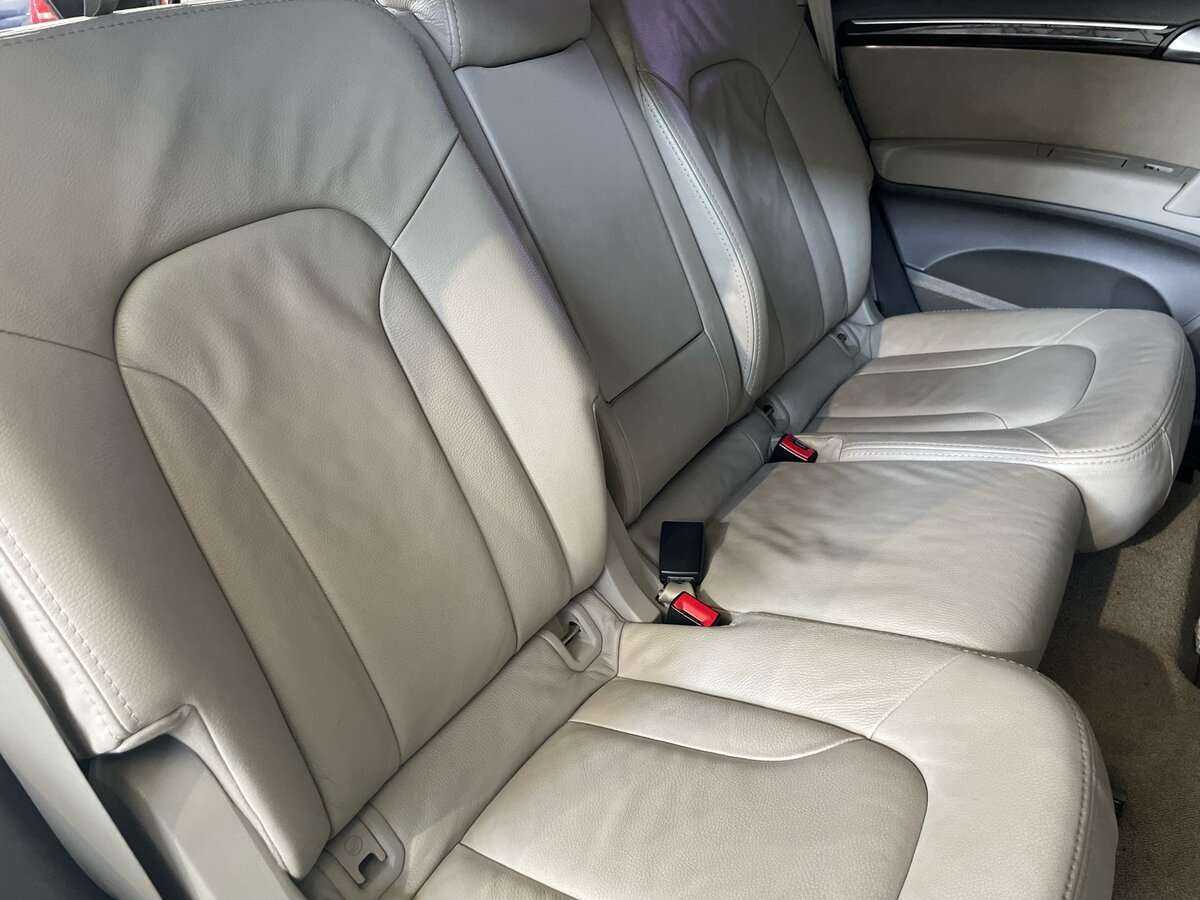Audi Q7 2011