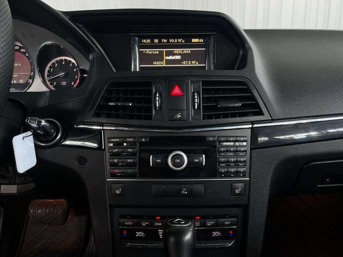 Mercedes-Benz E-Класс 2011