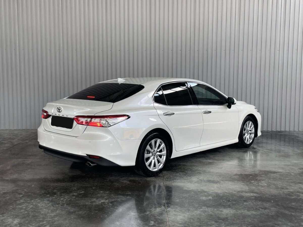 Toyota Camry 2018