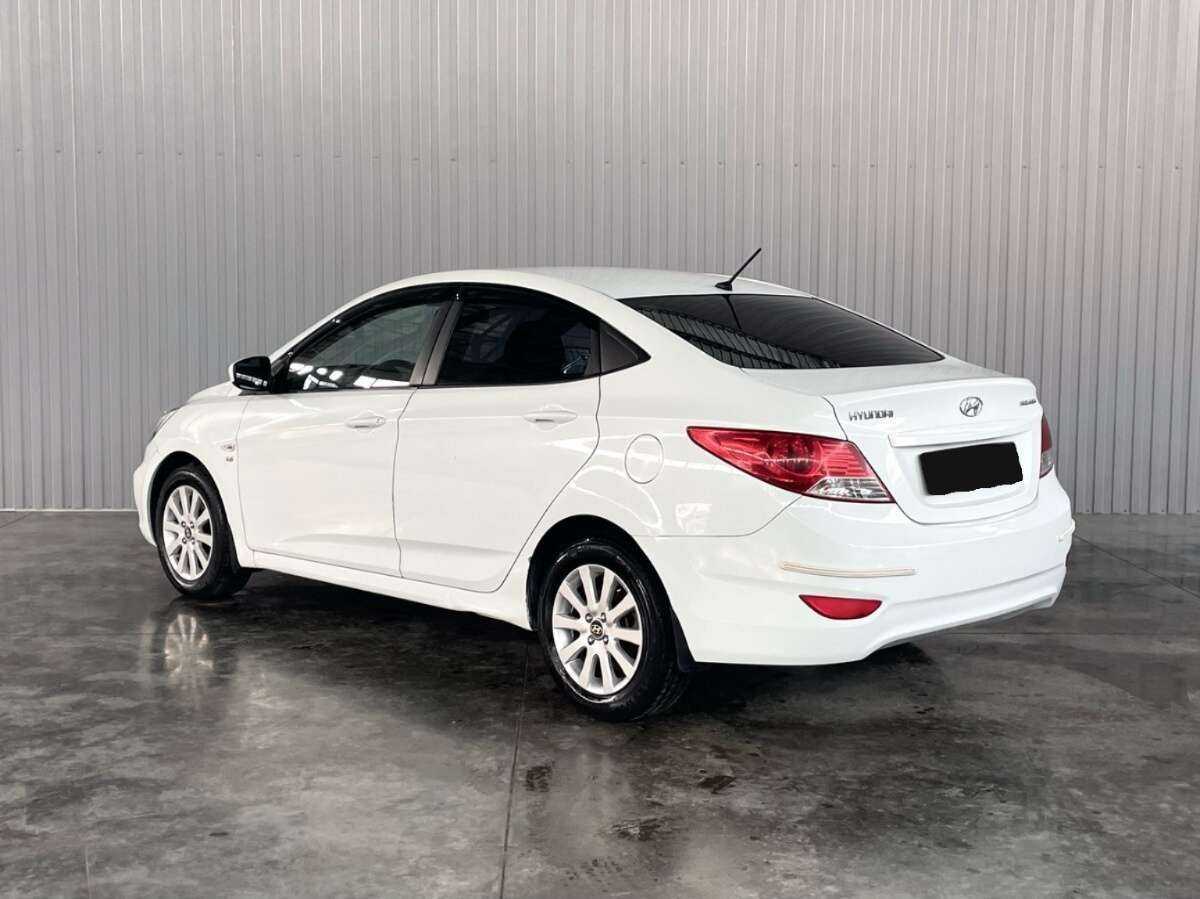 Hyundai Solaris 2013