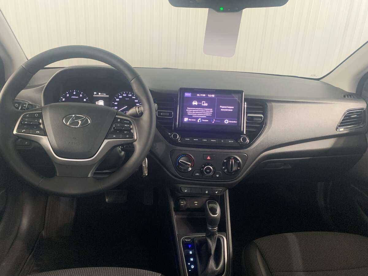 Hyundai Solaris 2021