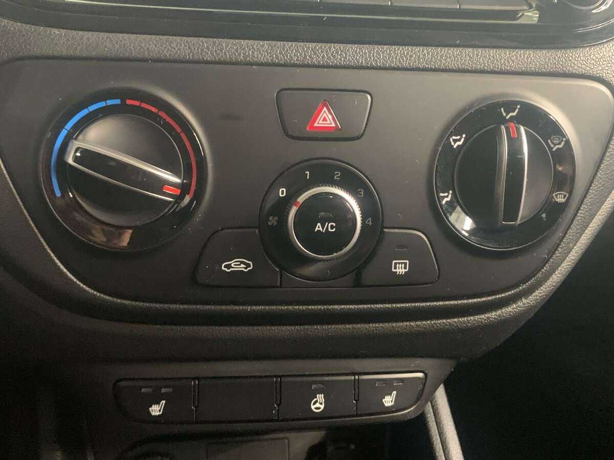 Hyundai Solaris 2021