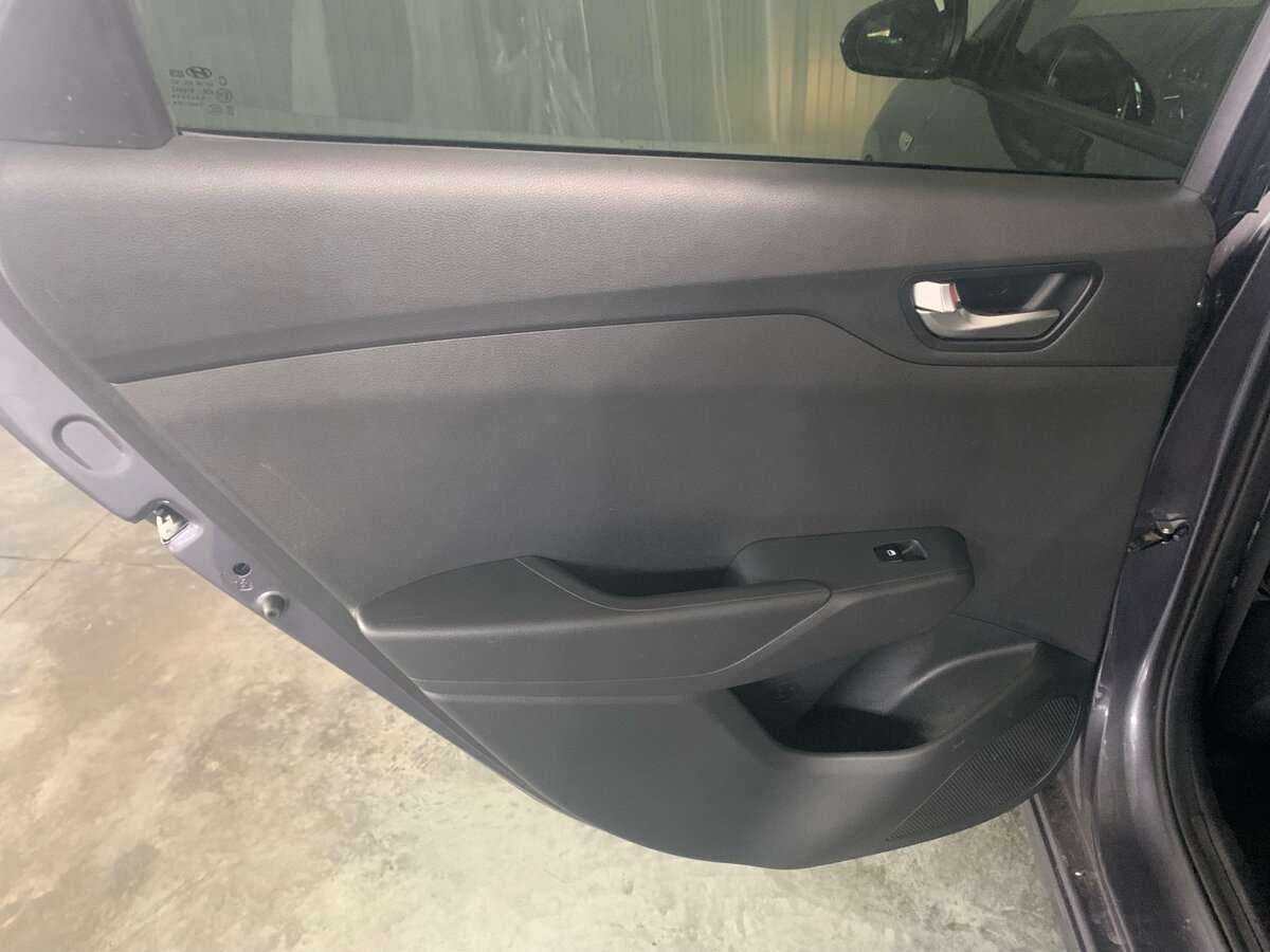 Hyundai Solaris 2021