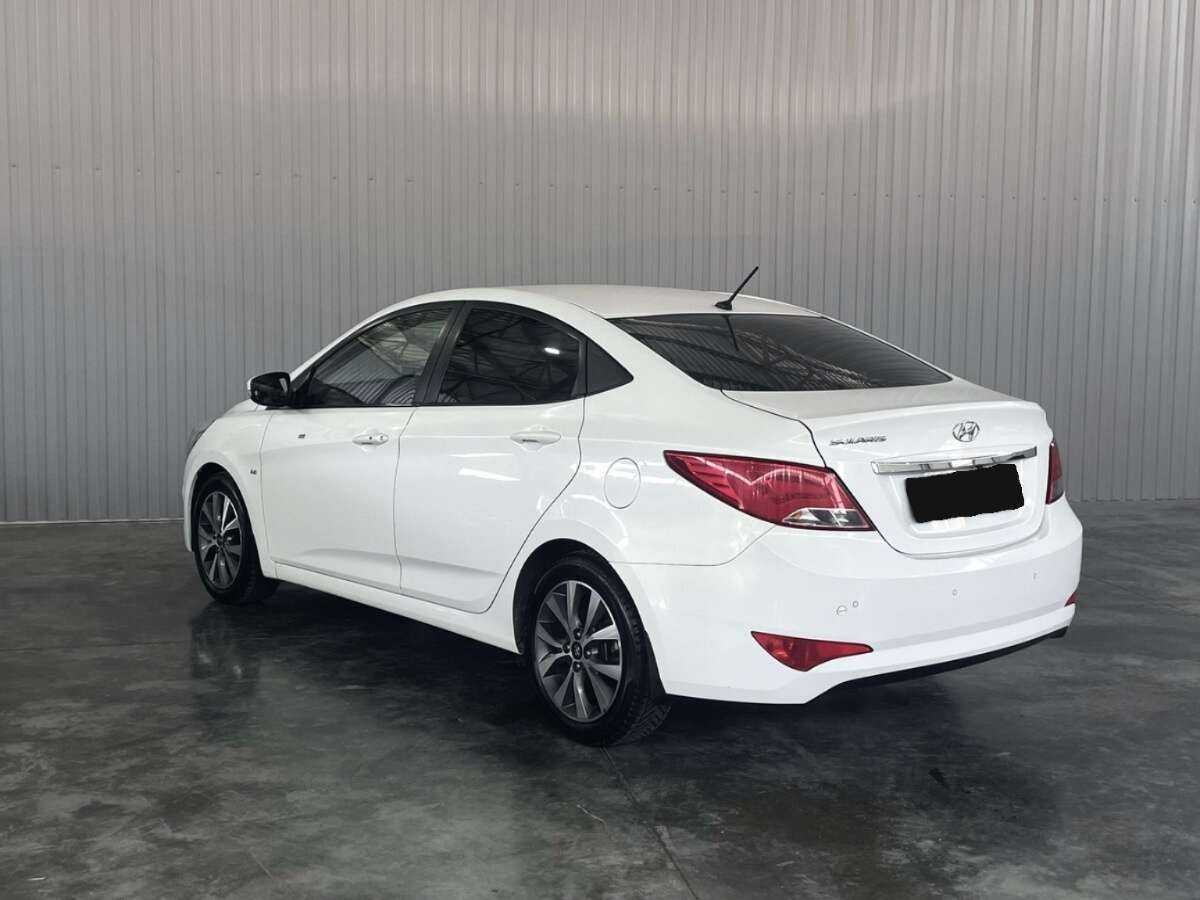 Hyundai Solaris 2016
