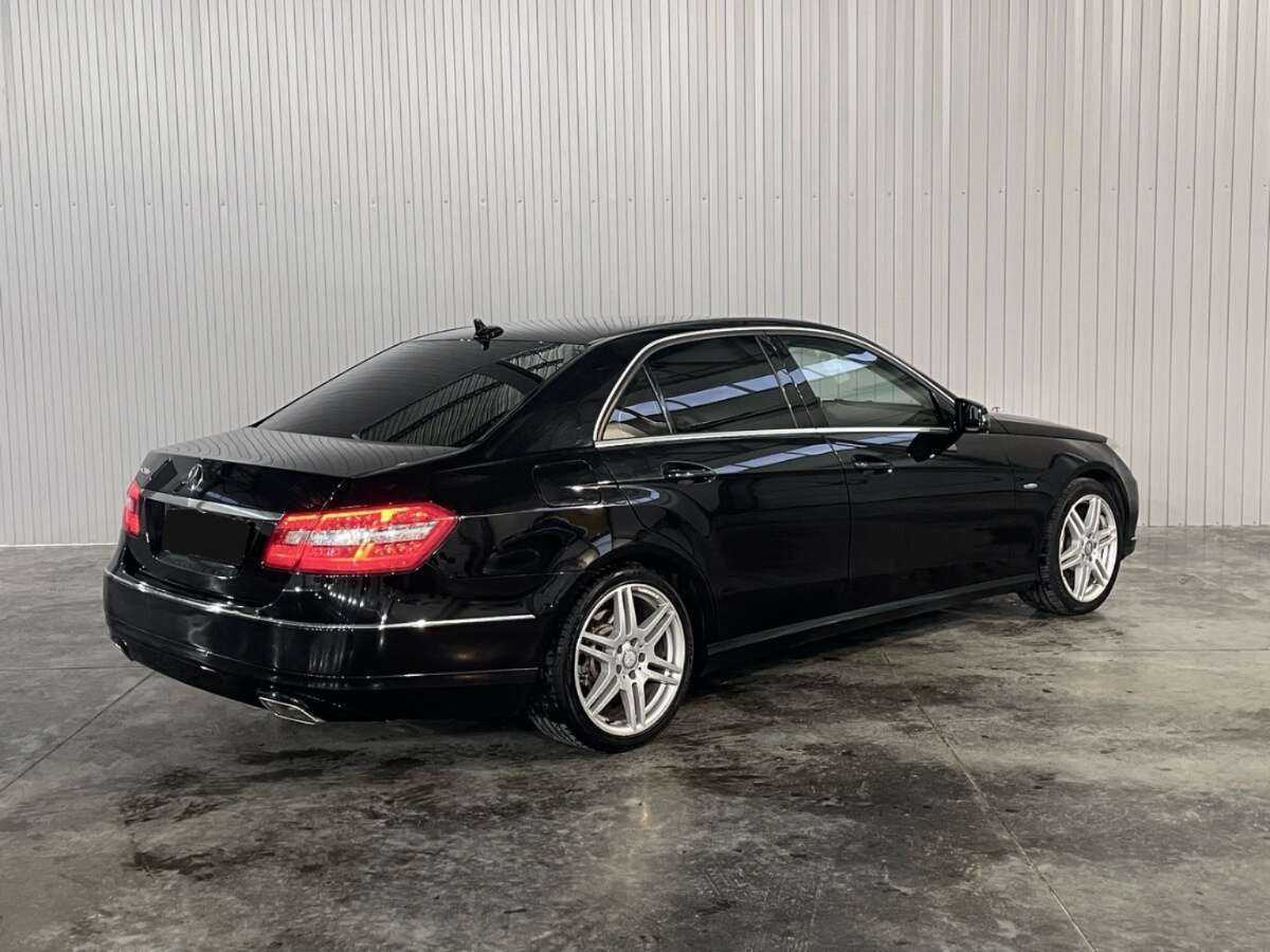 Mercedes-Benz E-Класс