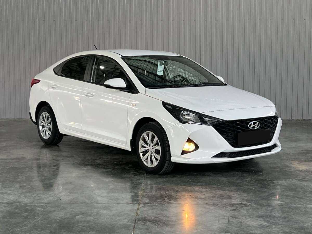 Hyundai Solaris 2021
