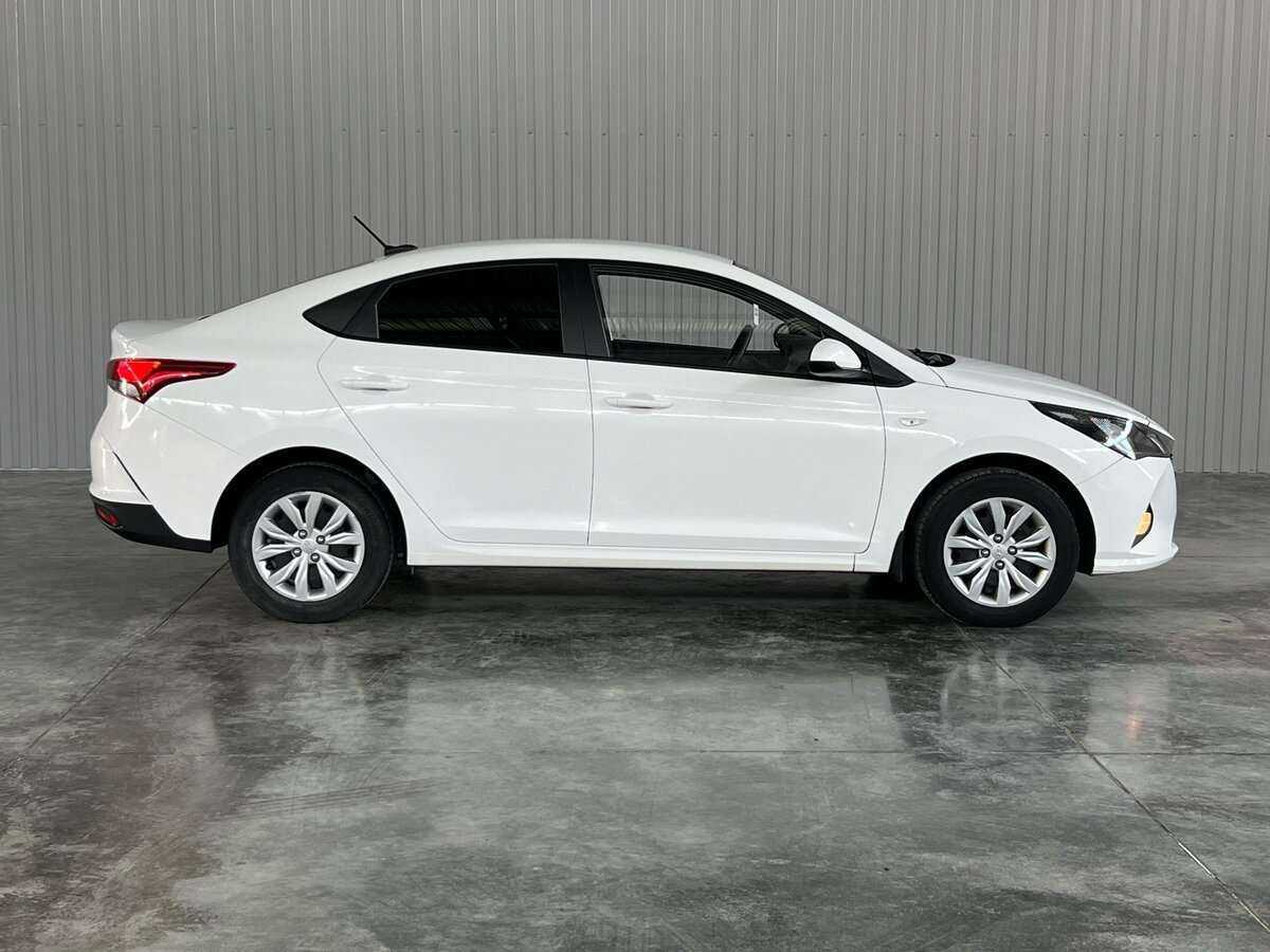 Hyundai Solaris 2021
