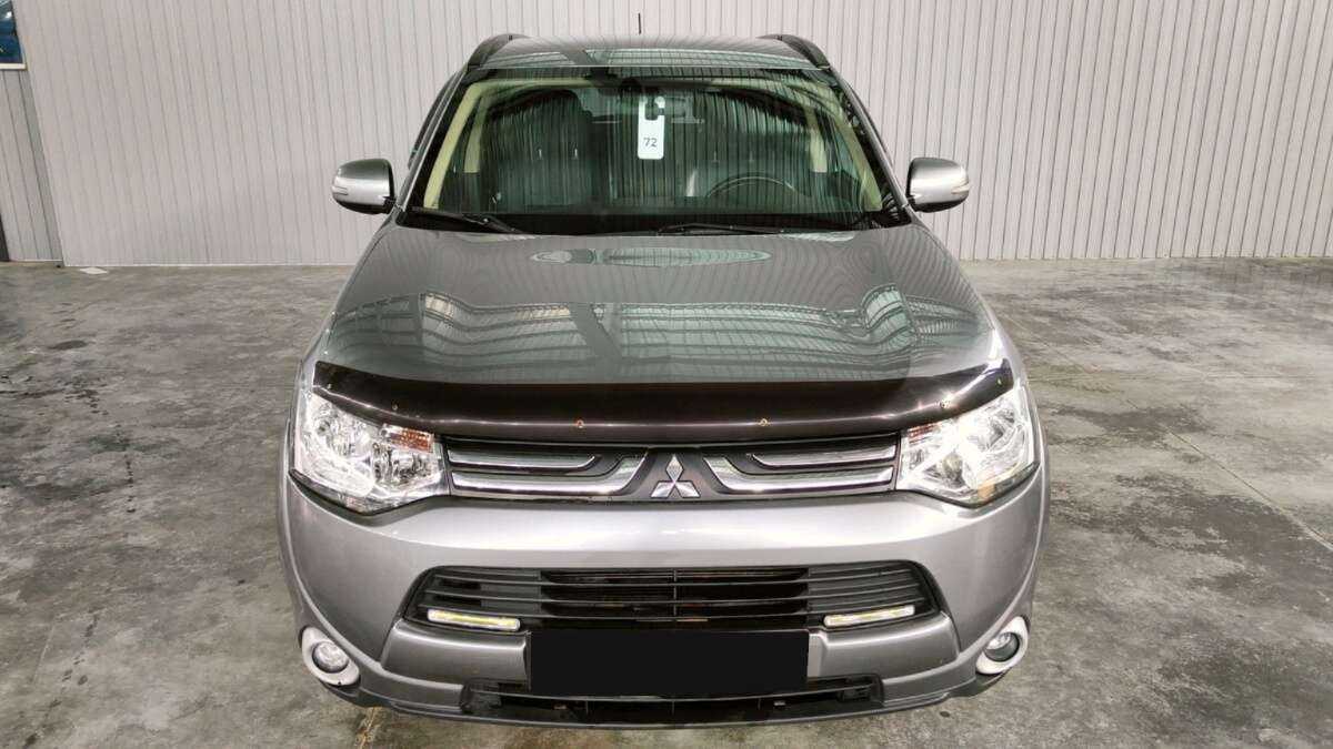 Mitsubishi Outlander 2012