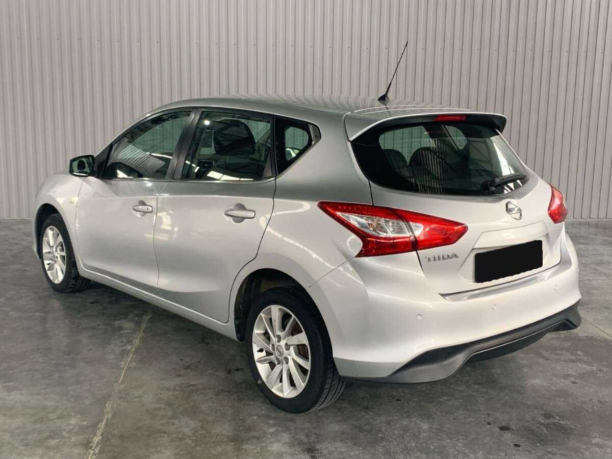 Nissan Tiida