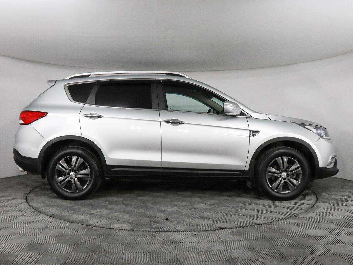 Dongfeng AX7