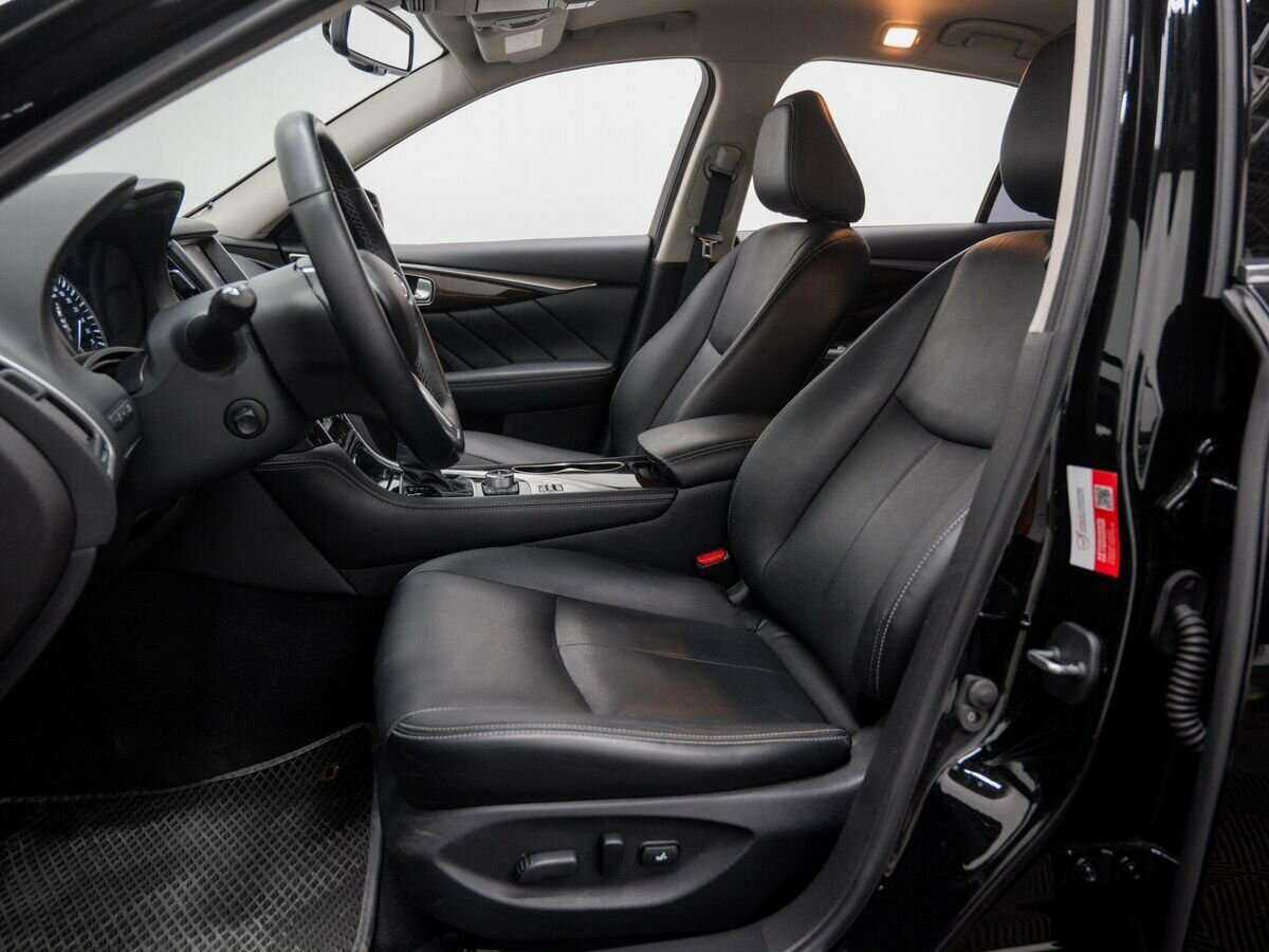 Infiniti Q50 2017