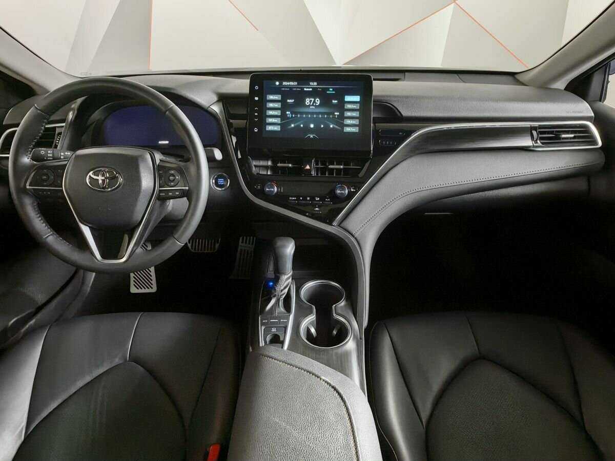 Toyota Camry 2023