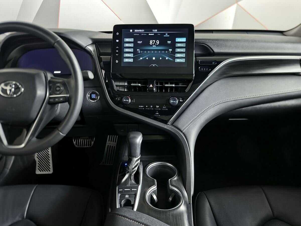 Toyota Camry 2023