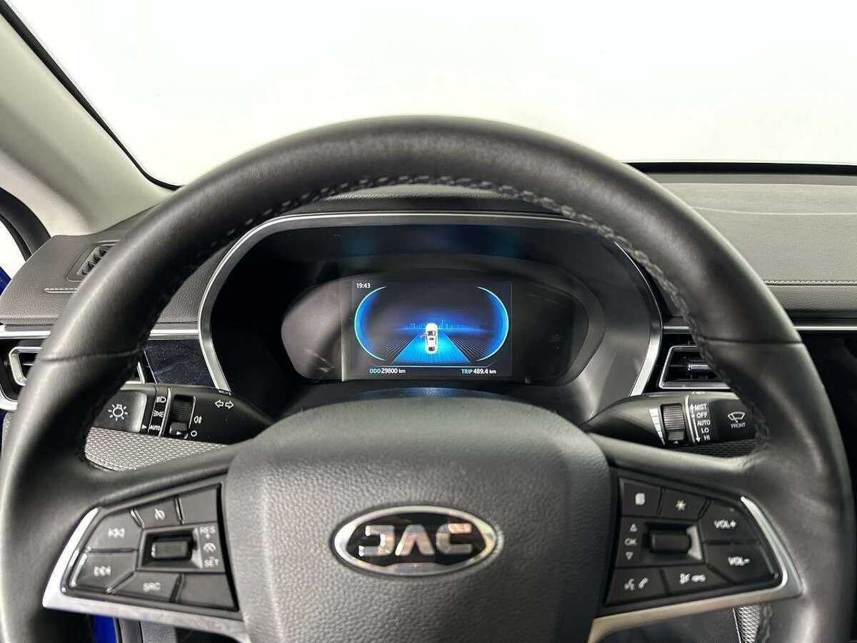 JAC J7