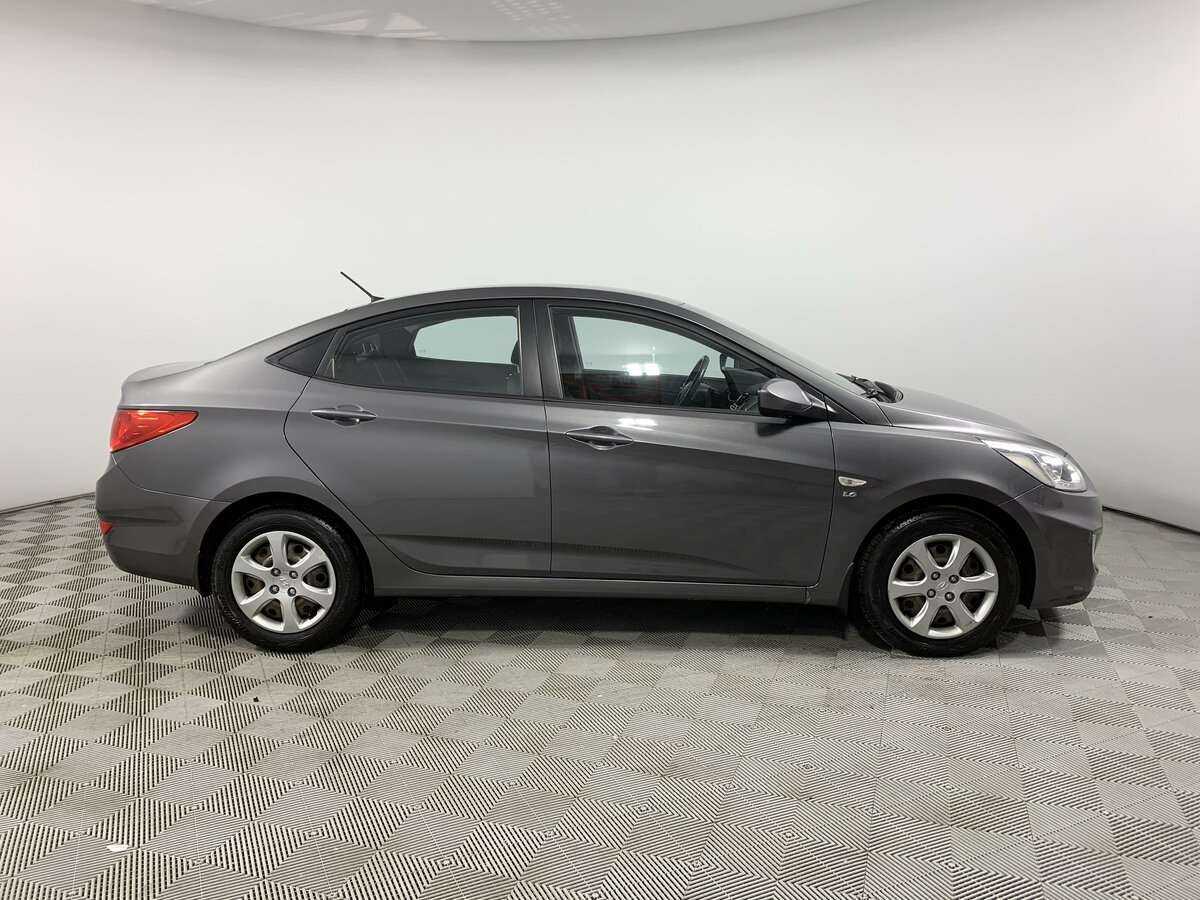 Hyundai Solaris 2013