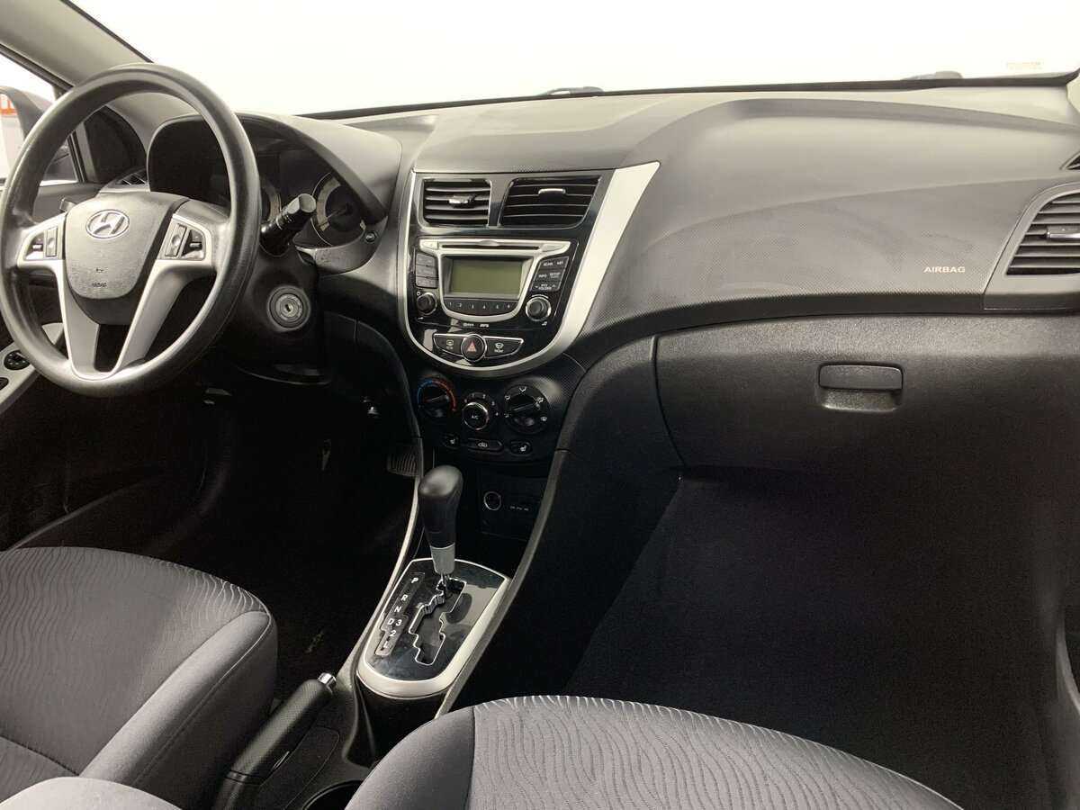 Hyundai Solaris 2013