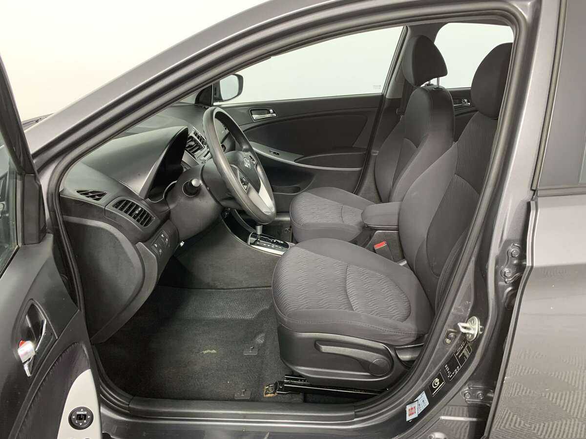 Hyundai Solaris 2013