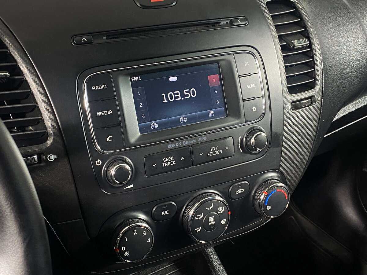 Kia Cerato 2013